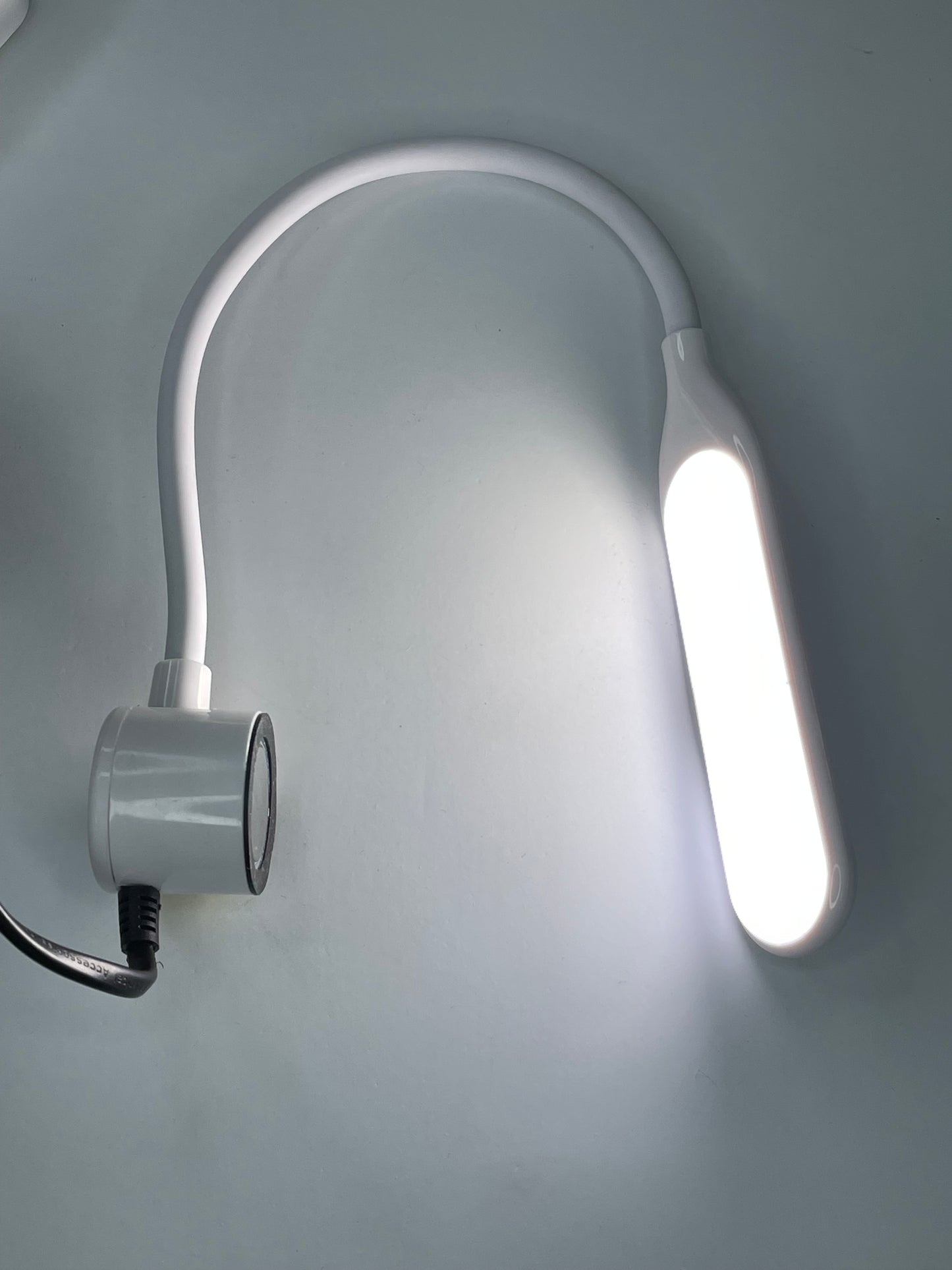 LED Magnetic Light W/Flexible Arm